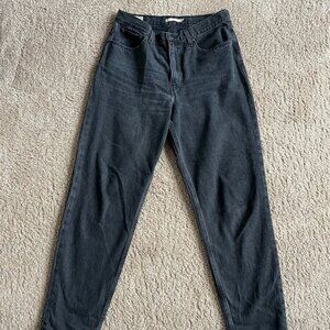 Levi's 80s Mom Jeans (Black) Size 31
